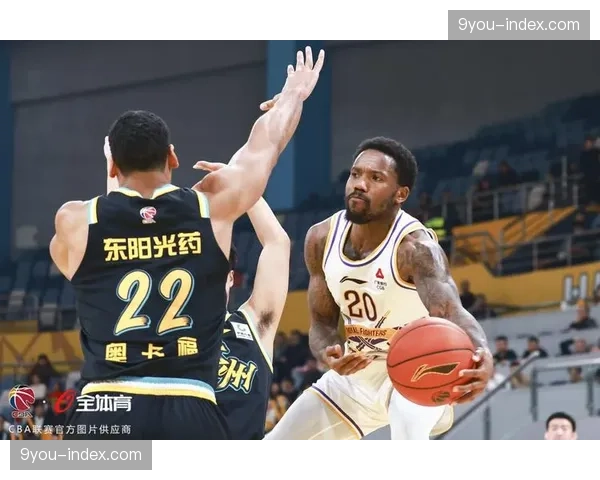 季后赛首轮前瞻:浙江东阳光药对阵北京控股,内线对决成焦点 季后赛首轮前瞻:浙江东阳光药对阵北京控股,内线对决成焦点