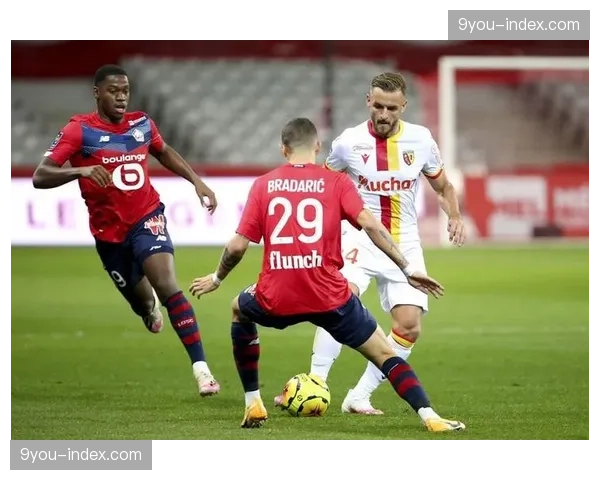 数据复盘：尼斯全场零射正，防守稳健但进攻端陷入哑火