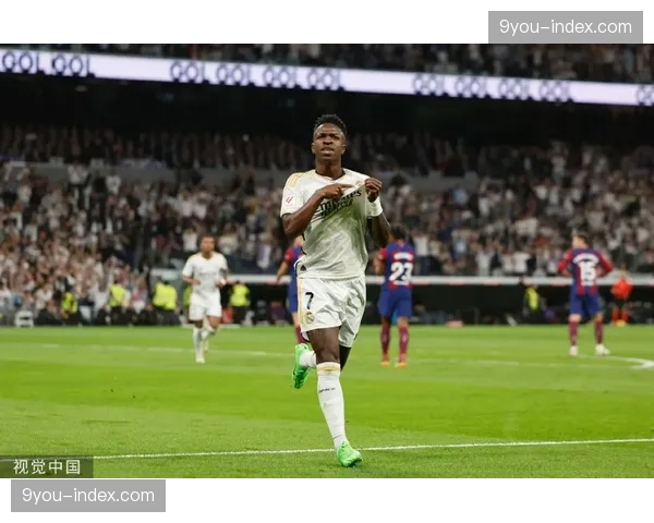 实时：国家德比，维尼修斯突破造点，姆巴佩主罚命中为皇马取得领先
